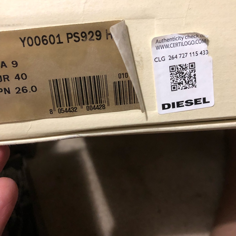 Diesel Boots - Picture 3 of 8